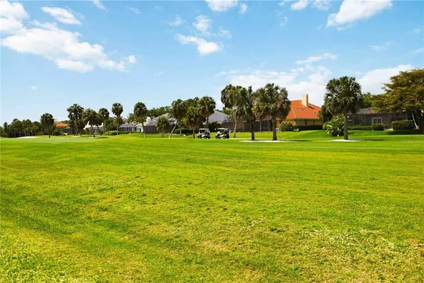 $975,000 | 3953 Prairie Dunes Drive, Sarasota, FL 34238