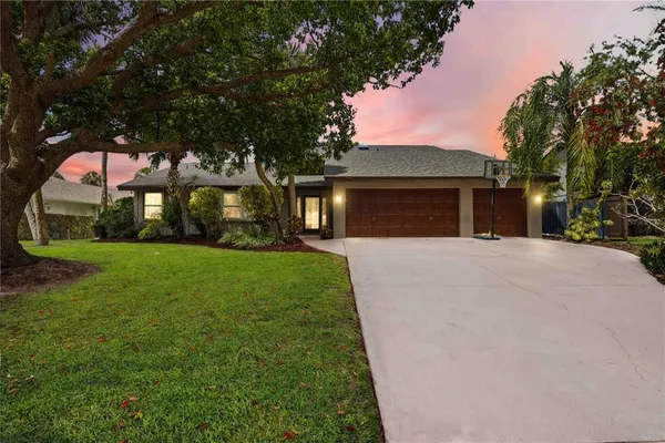 $975,000 | 3953 Prairie Dunes Drive, Sarasota, FL 34238