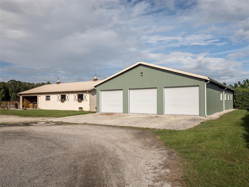9481 West Highway 316 Reddick, FL 32686 - Photo 23 of 34