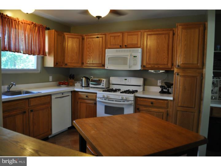 15 Blue Ridge Road Voorhees, NJ 08043 - Photo 12 of 24