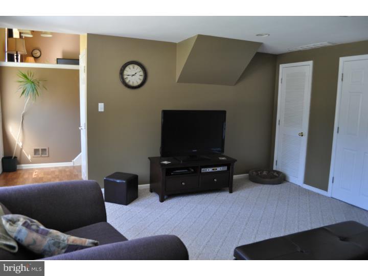 15 Blue Ridge Road Voorhees, NJ 08043 - Photo 14 of 24 Family Room