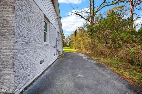 $186,000 | 211 Depot Road, Lucedale, MS 39452