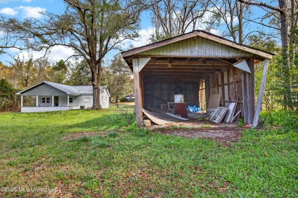 $186,000 | 211 Depot Road, Lucedale, MS 39452