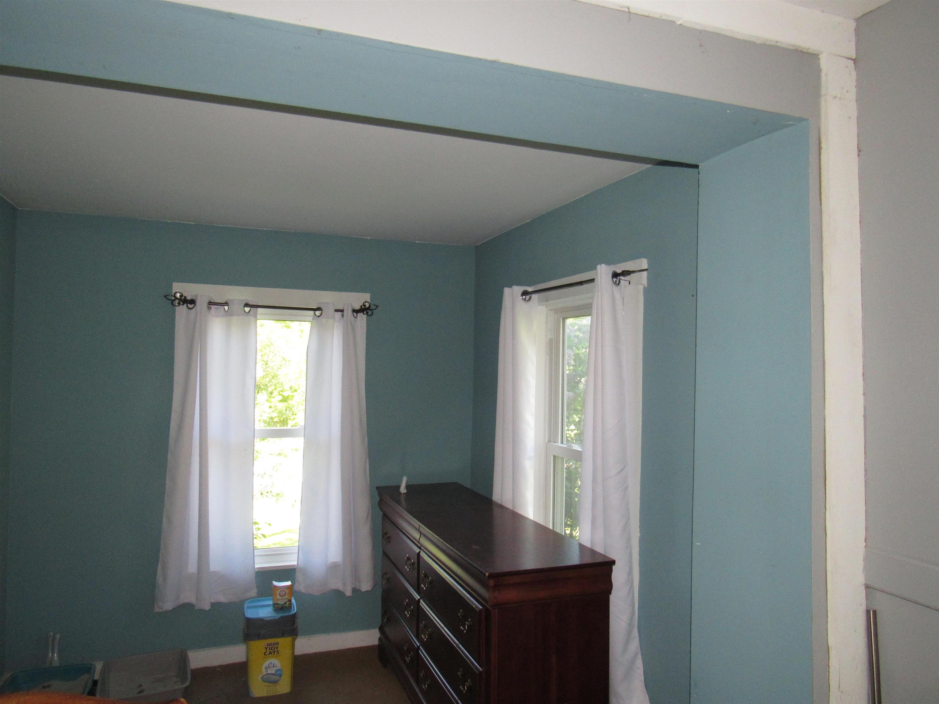 77 Maple Street Orleans, VT 05860 - Photo 16 of 27