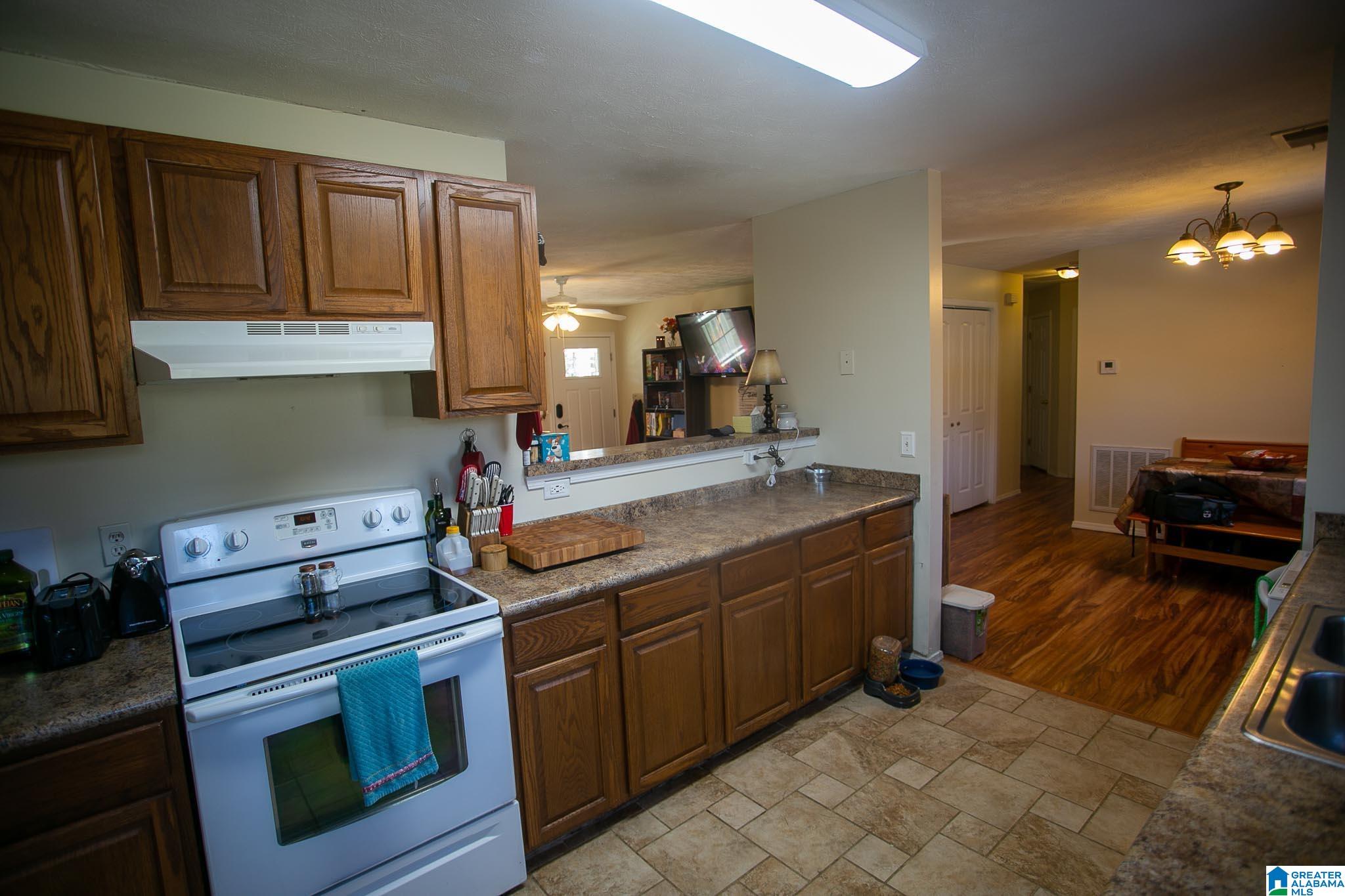 8850 Azalea Drive Southeast Leeds, AL 35094 - Photo 16 of 30
