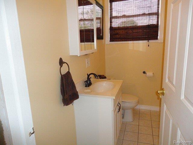 63171 Place Road New Haven, MI 48050 - Photo 10 of 12 1/2 bath main floor