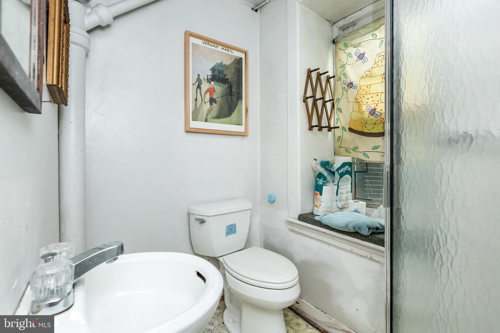 5602 Roxbury Place Baltimore, MD 21209 - Photo 34 of 43 Gallery Image 34