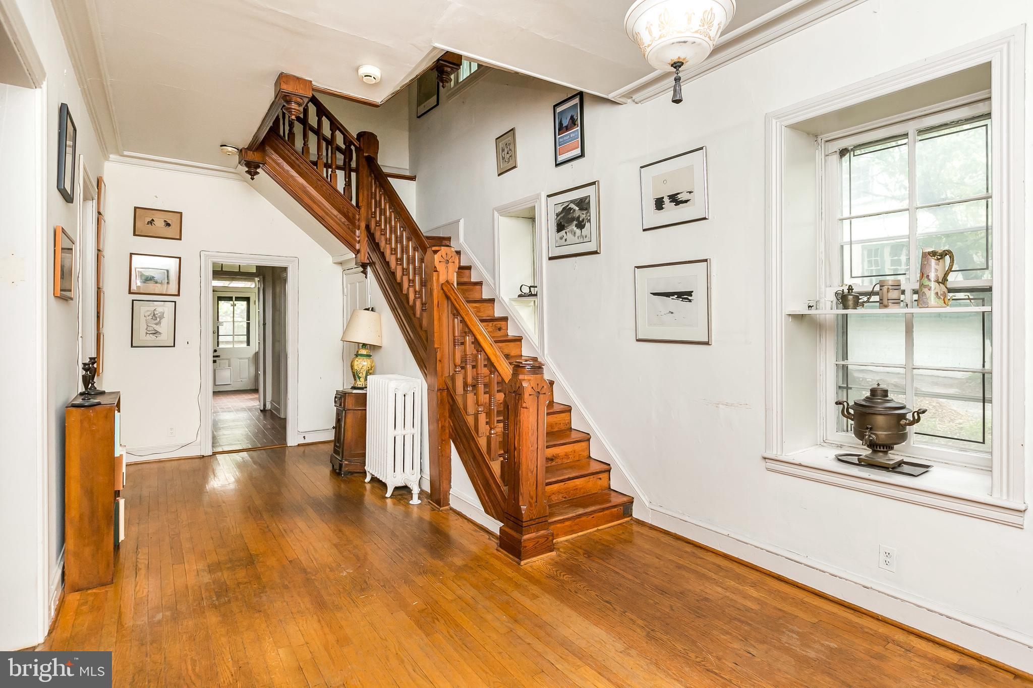 5602 Roxbury Place Baltimore, MD 21209 - Photo 6 of 43 Gallery Image 6