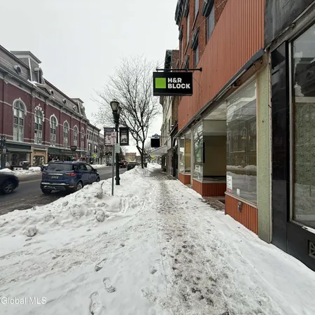 $250,000 | 35-37 North Main Street, Gloversville, NY 12078