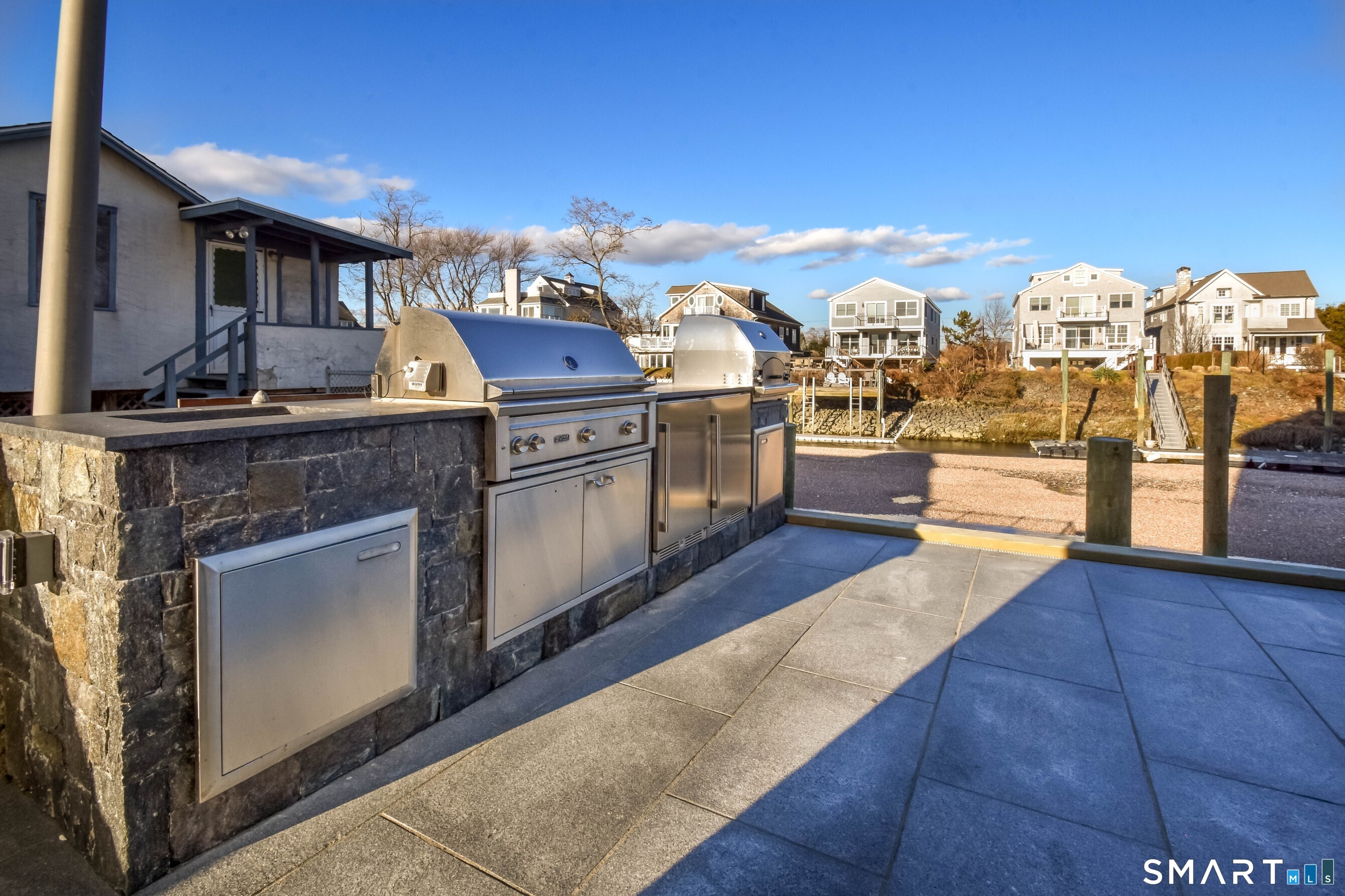 2268 Fairfield Beach Road Fairfield, CT 06824 - Photo 29 of 36 Gallery Image 29