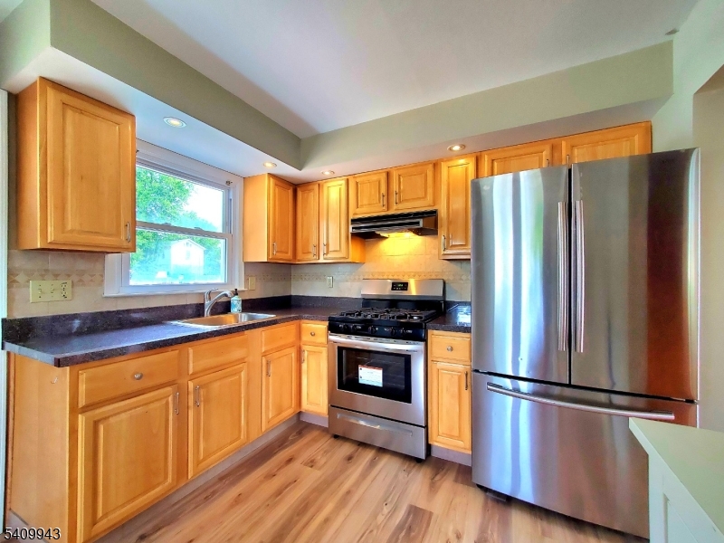 708 Farrand Street, Unit 708A Raritan, NJ 08869 - Photo 7 of 22