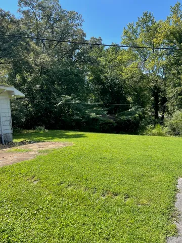 $274,000 | 9543 East Brainerd Road, Chattanooga, TN 37421