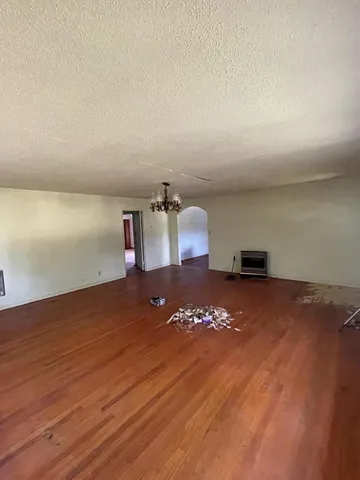 $274,000 | 9543 East Brainerd Road, Chattanooga, TN 37421