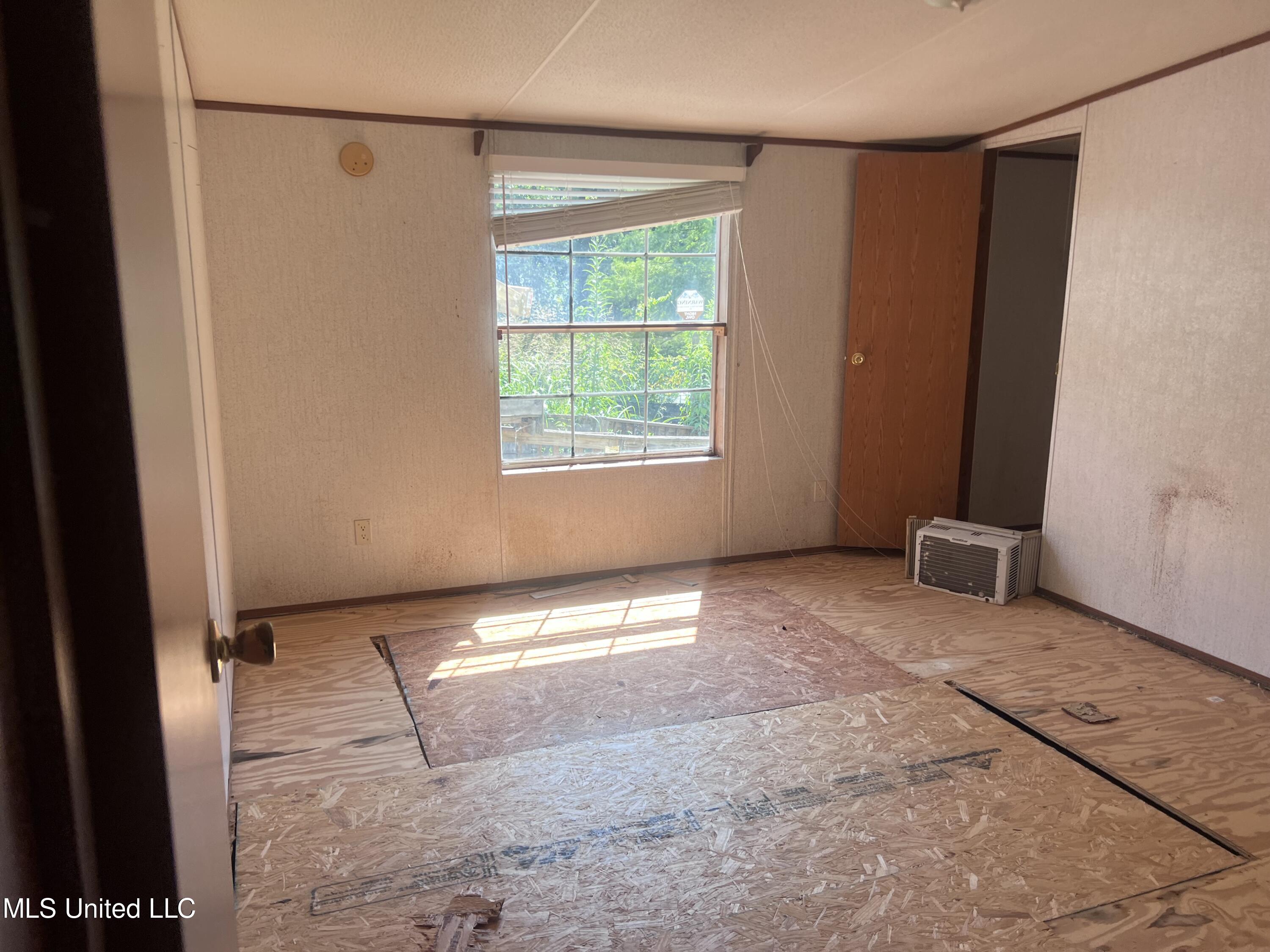 3204 Oak Ridge Road Vicksburg, MS 39183 - Photo 15 of 20 IMG_3972