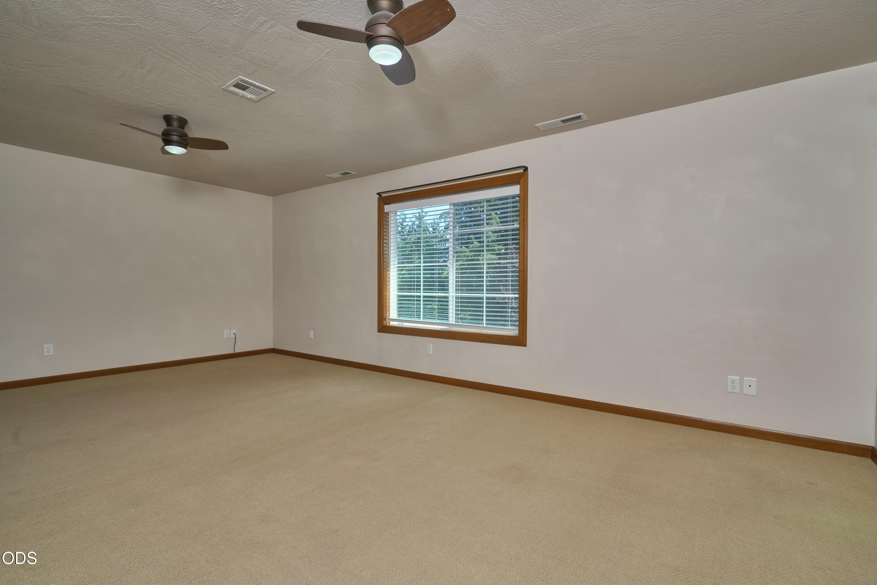 238 Fieldbrook Court Medford, OR 97504 - Photo 43 of 61