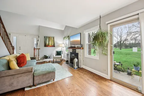 $305,000 | 149 South Stonington Drive, Unit 341, Palatine, IL 60074