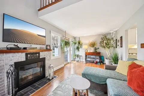 $305,000 | 149 South Stonington Drive, Unit 341, Palatine, IL 60074