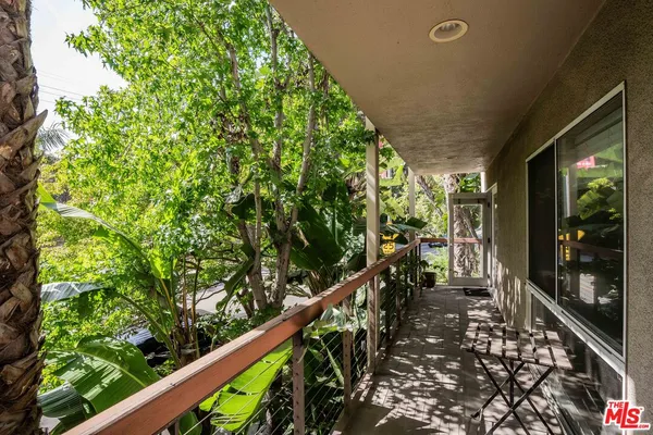 $4,800 | 330 South Barrington Avenue, Unit 210, Los Angeles, CA 90049