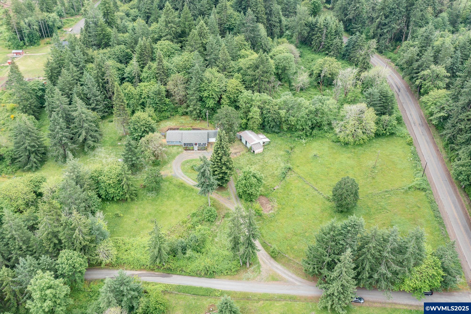 36279 Middle Ridge Road Lebanon, OR 97355 - Photo 3 of 50