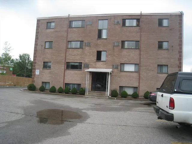 $1,975 | 763 Main Street, Unit 46, Waltham, MA 02451