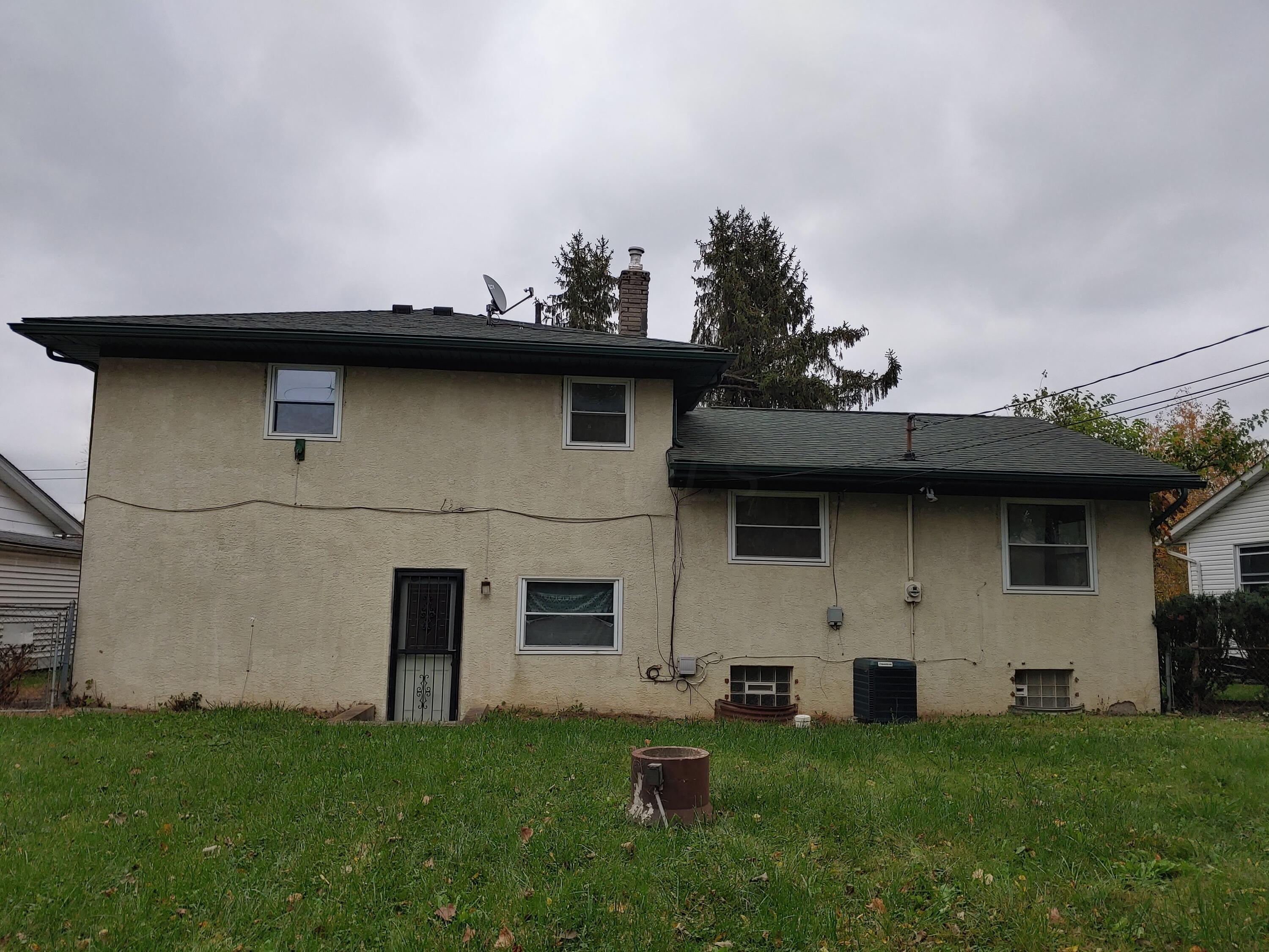 859 Brixham Road Columbus, OH 43204 - Photo 11 of 11 Rear View