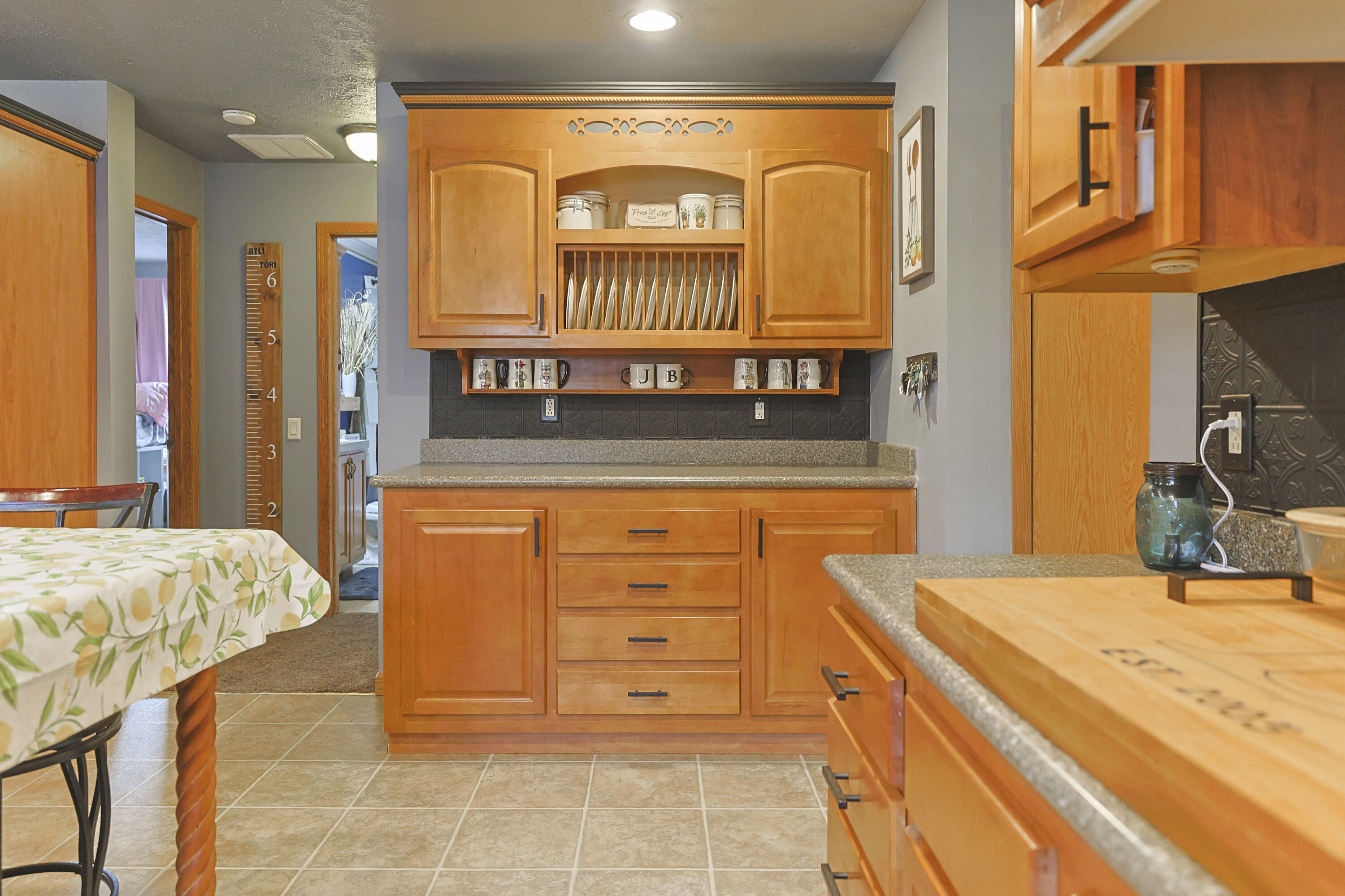 66082 Victoria Lane Cassopolis, MI 49031 - Photo 16 of 64 66082 Victoria_2025_IMG_9515