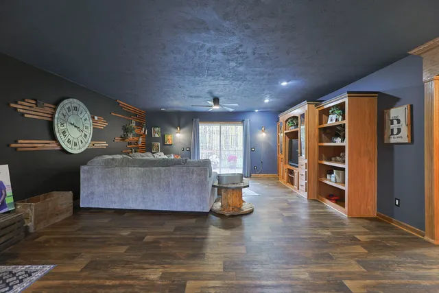 $499,000 | 66082 Victoria Lane, Cassopolis, MI 49031