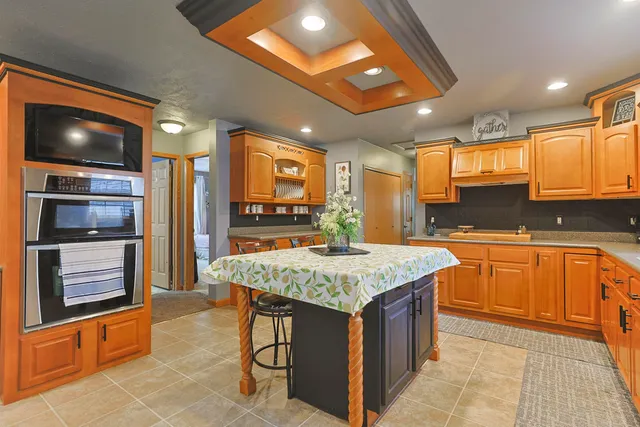 $499,000 | 66082 Victoria Lane, Cassopolis, MI 49031