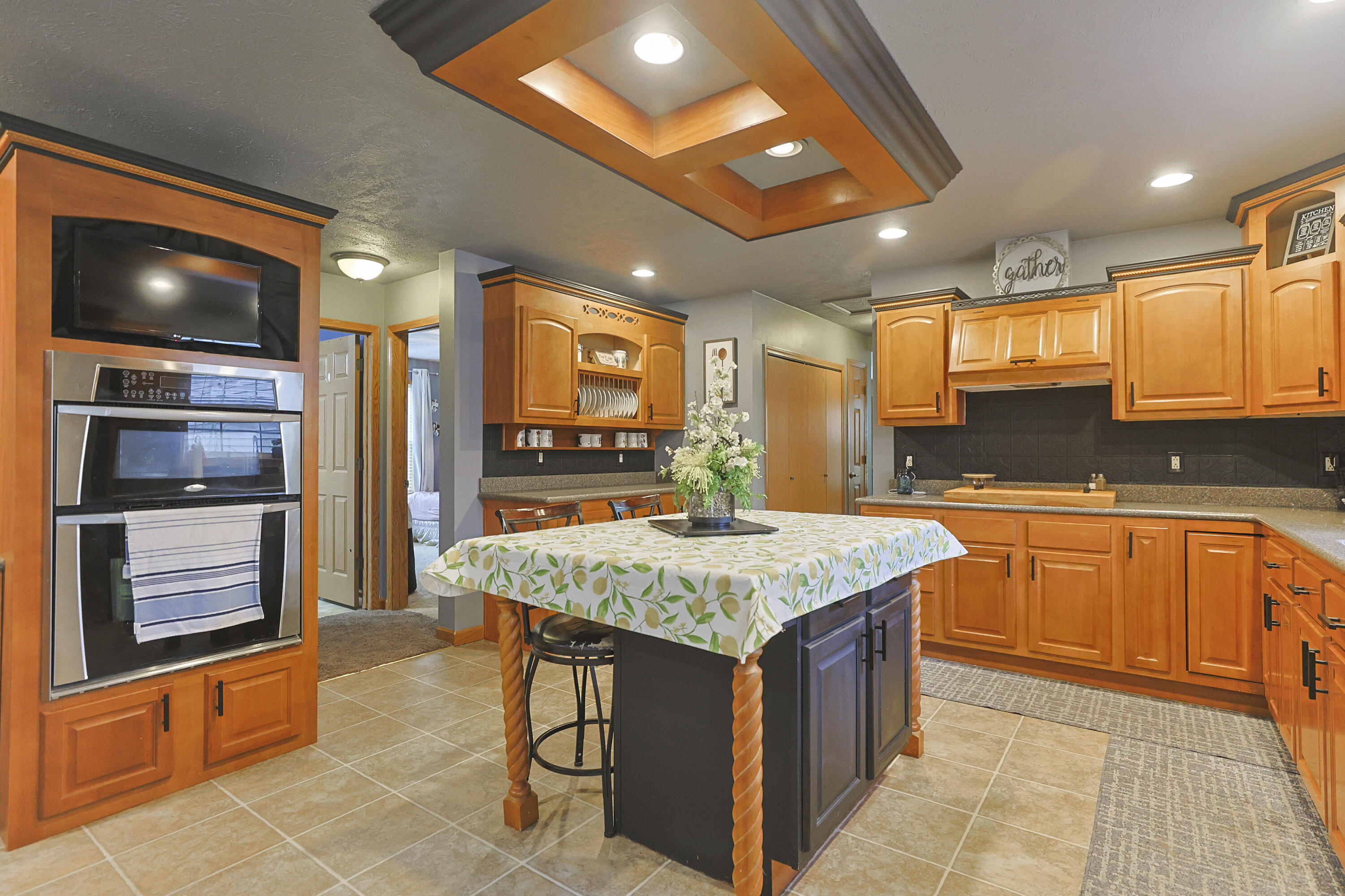 66082 Victoria Lane Cassopolis, MI 49031 - Photo 49 of 64 66082 Victoria_2025_IMG_9513