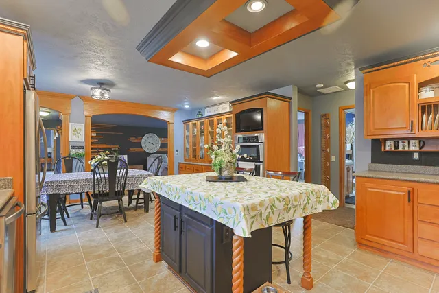 $499,000 | 66082 Victoria Lane, Cassopolis, MI 49031