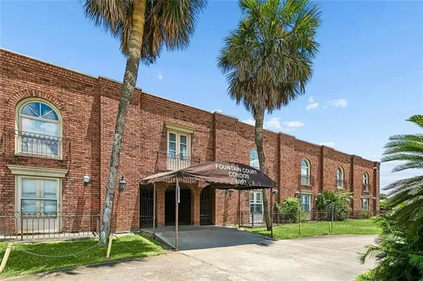 $69,500 | 6901 Veterans Boulevard, Unit 49, Metairie, LA 70003