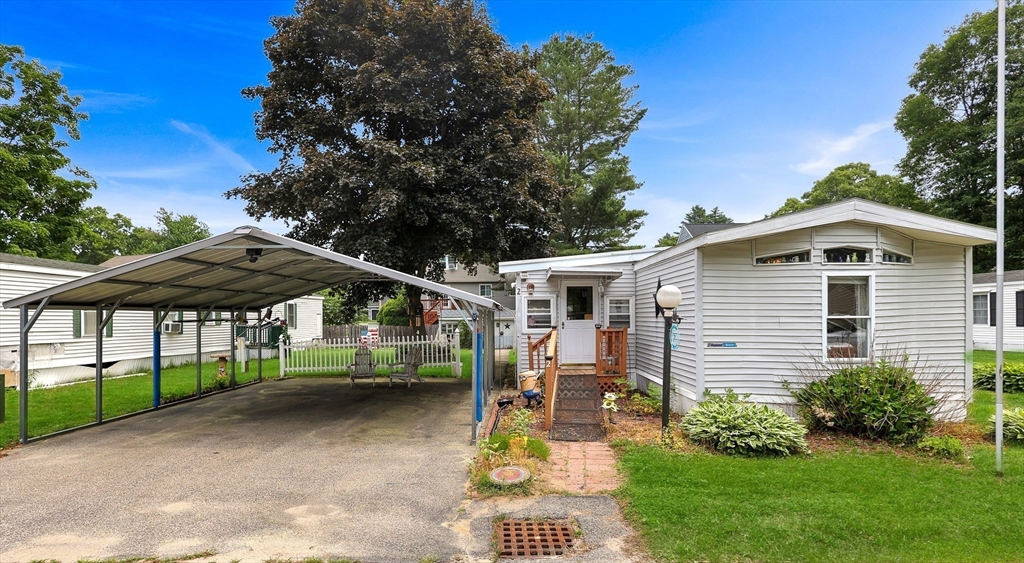 2 Wendy Way Merrimac, MA 01860 - Photo 2 of 23