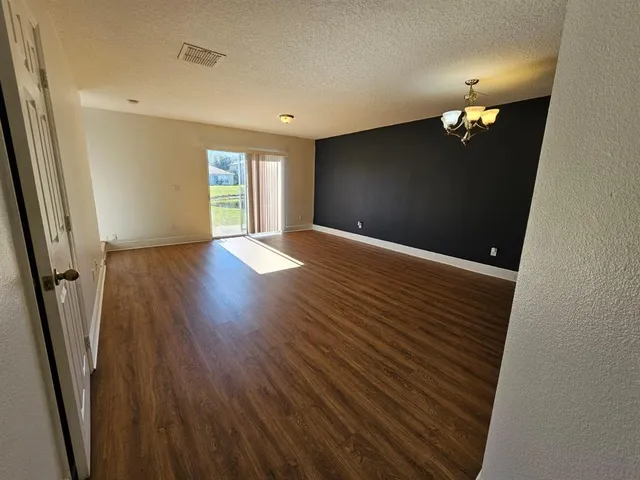 $2,200 | 608 Cresting Oak Circle, Unit 28, Orlando, FL 32824