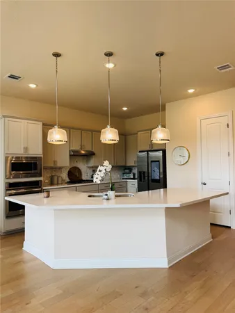 $2,700 | 1513 Harrongton Way, Leander, TX 78641