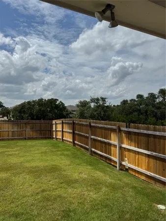 $2,700 | 1513 Harrongton Way, Leander, TX 78641