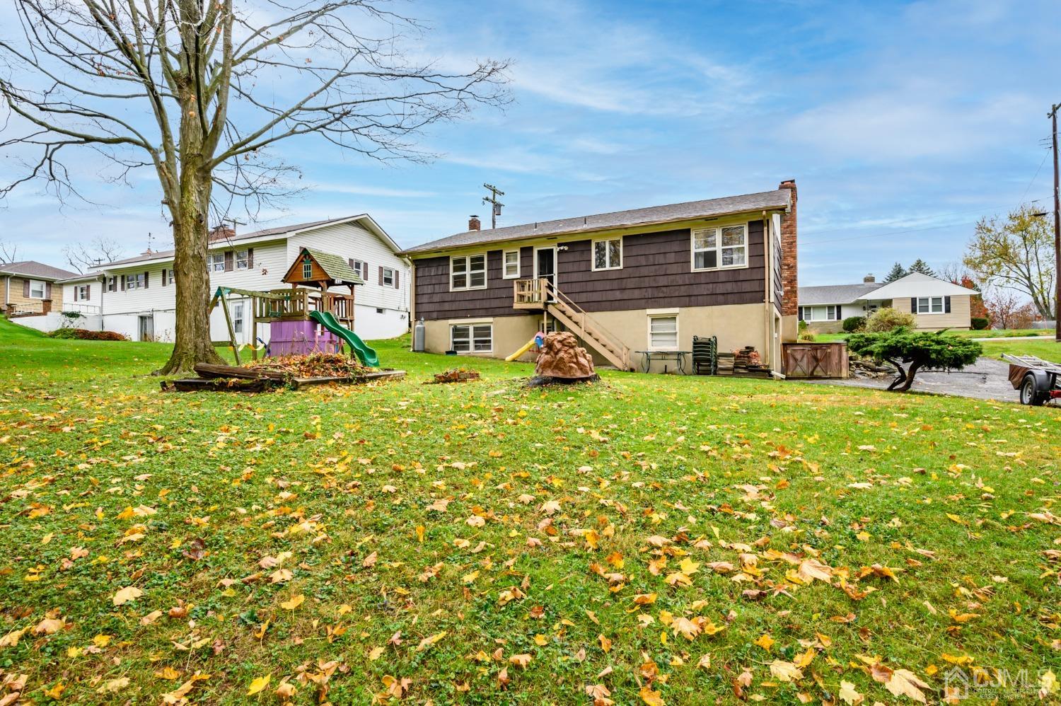 7 Lozaw Road Franklin, NJ 07416 - Photo 25 of 27 a view of a house with backyard