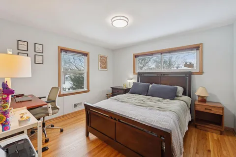 $575,000 | 2400 Cedarwood Ridge, Minnetonka, MN 55305