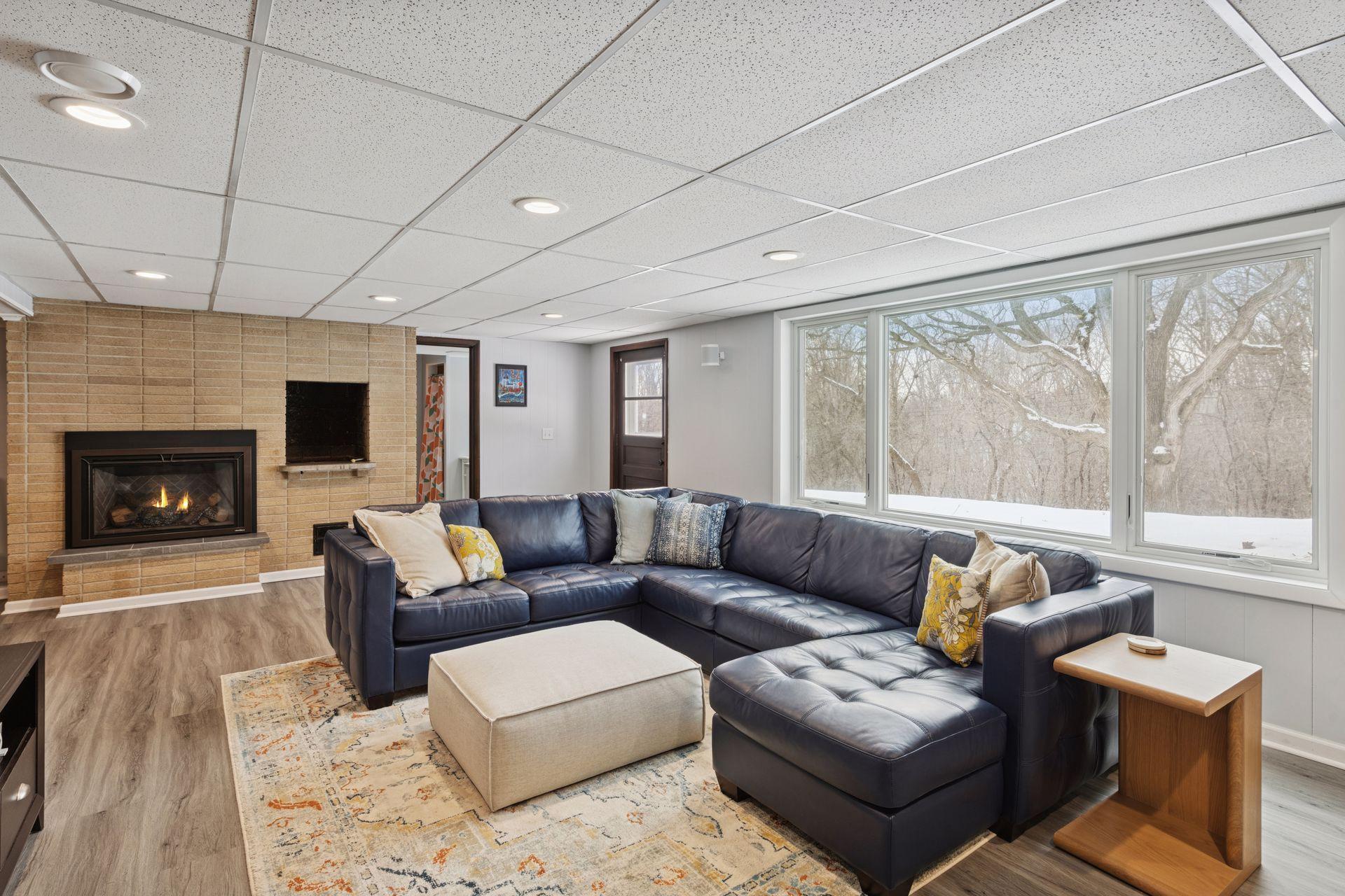 2400 Cedarwood Ridge Minnetonka, MN 55305 - Photo 23 of 36