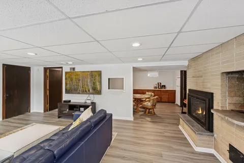 $575,000 | 2400 Cedarwood Ridge, Minnetonka, MN 55305