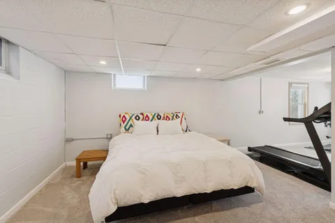 $575,000 | 2400 Cedarwood Ridge, Minnetonka, MN 55305