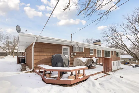 $575,000 | 2400 Cedarwood Ridge, Minnetonka, MN 55305