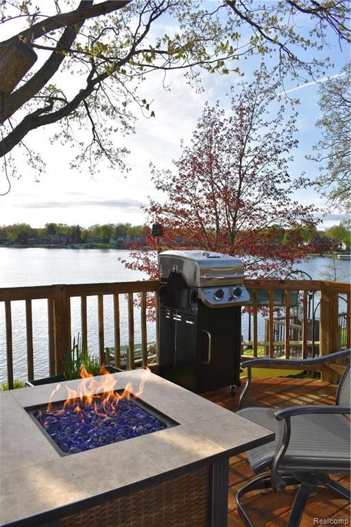 2913 Lansdowne Road Waterford, MI 48329 - Photo 6 of 24