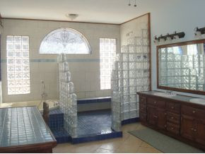 2999 Dry Hill Road Butler, TN 37640 - Photo 7 of 12 Master bath