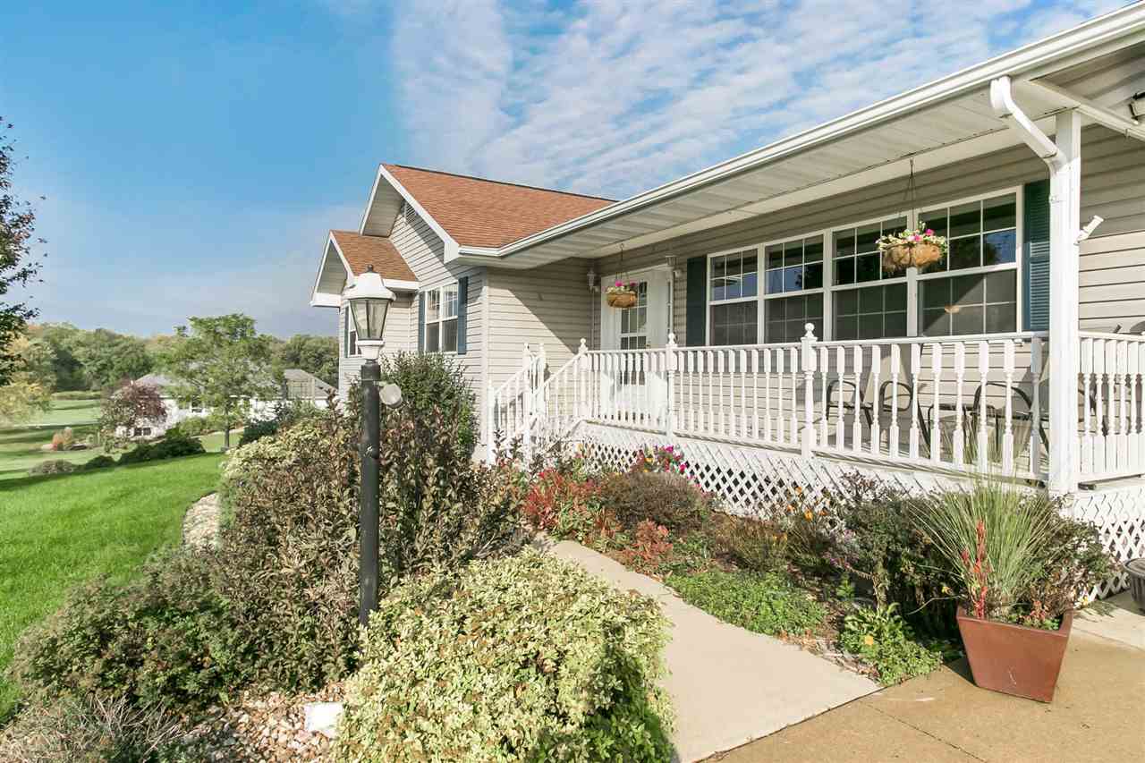3824 Eagle Road Northeast Solon, IA 52333 - Photo 2 of 36 Gallery Image 2