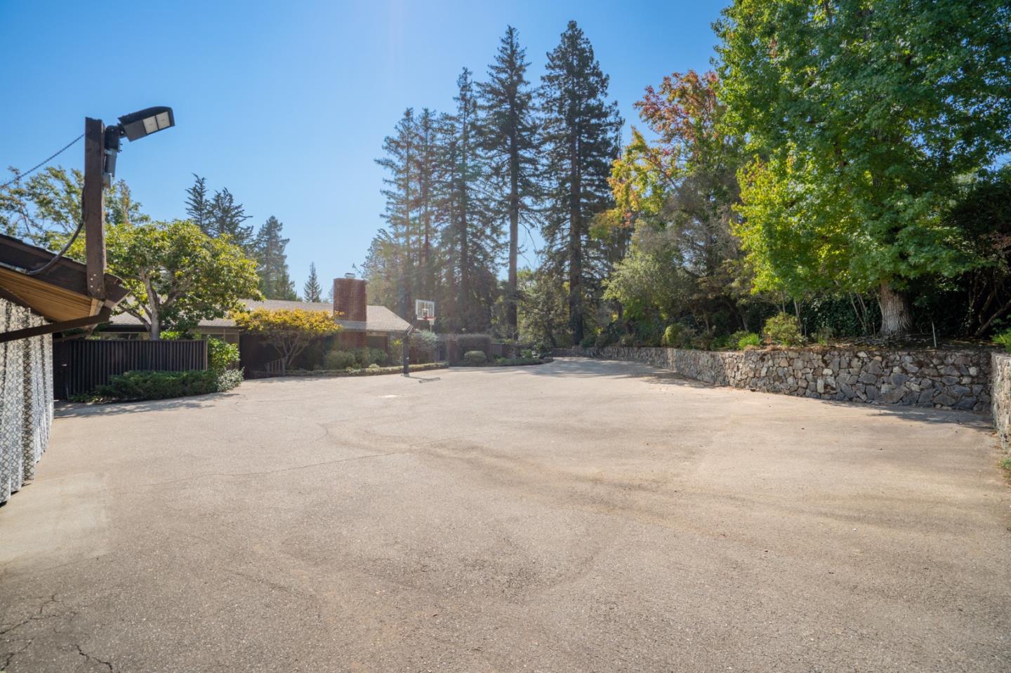 760 Chiltern Road Hillsborough, CA 94010 - Photo 50 of 56 a view of a backyard of the house