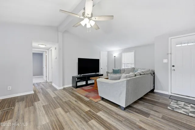 $244,000 | 512 Timothy Drive, Elizabeth City, NC 27909