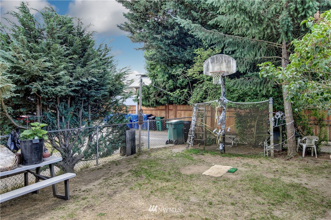 515 North 80th Street Seattle, WA 98103 - Photo 12 of 12 Gallery Image 12