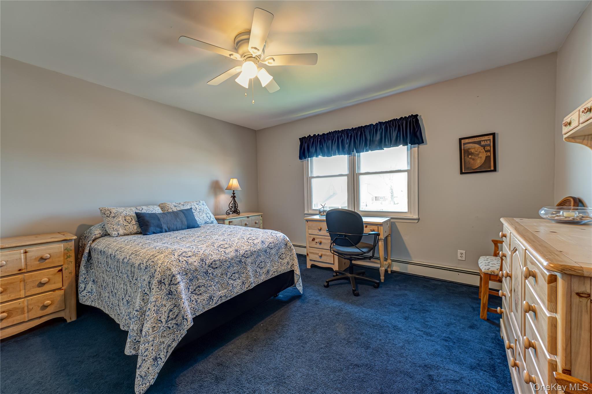 43 Spruce Place Lindenhurst, NY 11757 - Photo 12 of 26