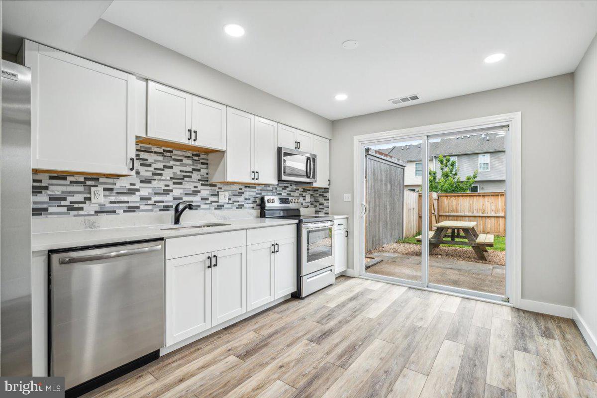 1149 Providence Court Frederick, MD 21703 - Photo 7 of 21 Gorgeous Kitchen
