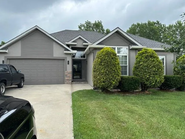 $474,000 | 8643 North Myrtle, Kansas City, MO 64156